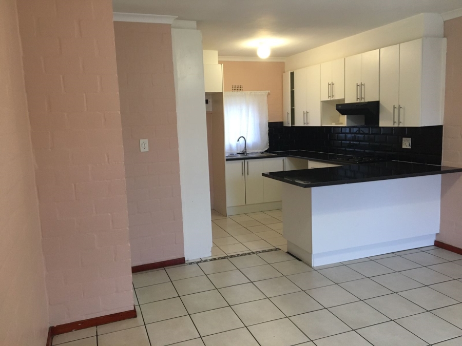 To Let 2 Bedroom Property for Rent in West Riding Western Cape